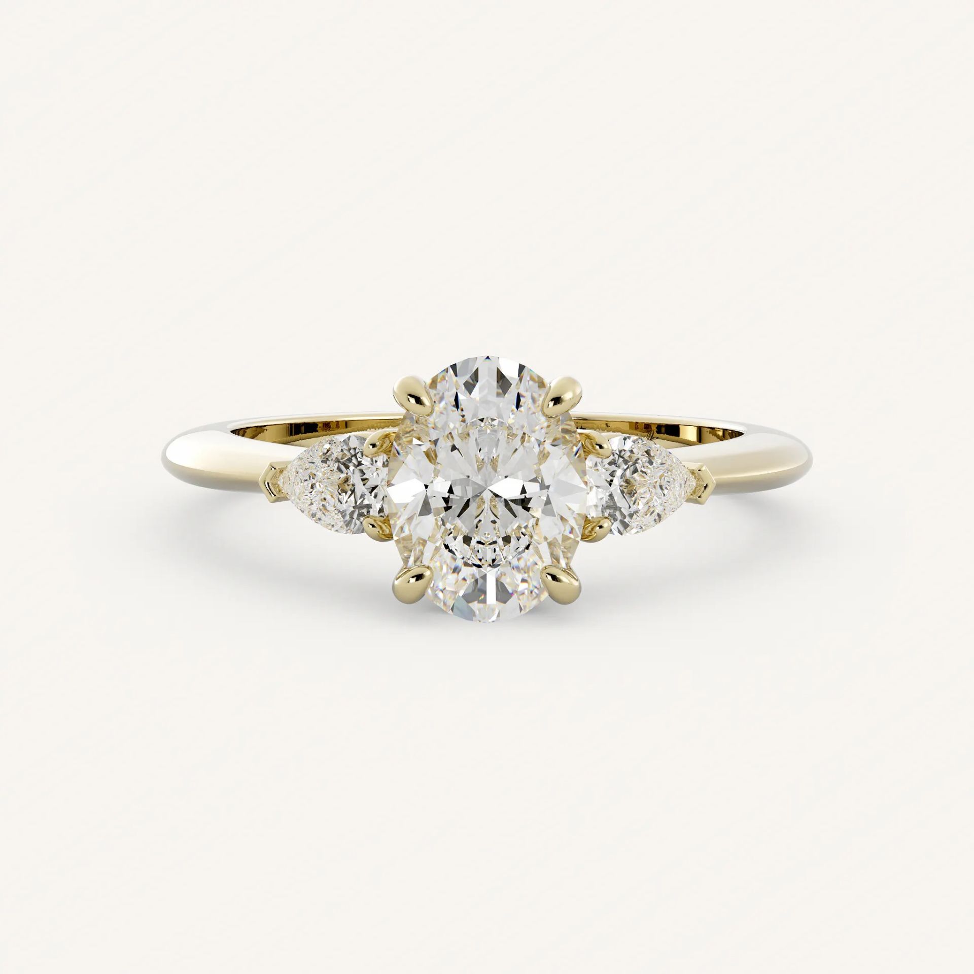 0.90 Karat Özel Tasarım Oval Pırlanta Yüzük