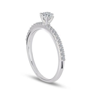 0.45 Karat Oval Pırlanta Tektaş Yüzük