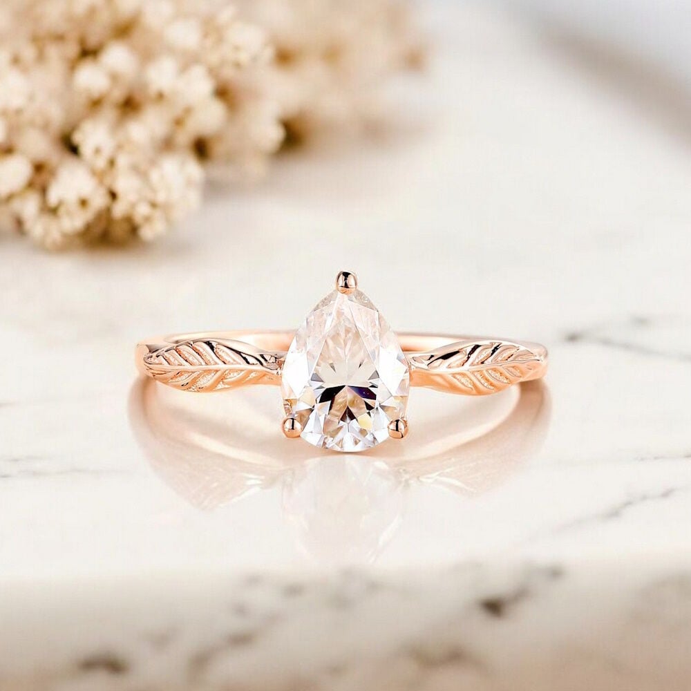 0.50 Karat Labartuvar Oval Tasarım Tektaş Yüzük