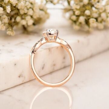 0.50 Karat Labartuvar Oval Tasarım Tektaş Yüzük